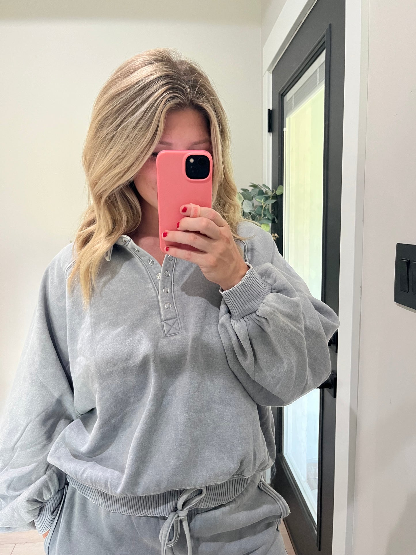 Snap Back Sweatshirt - Sleet