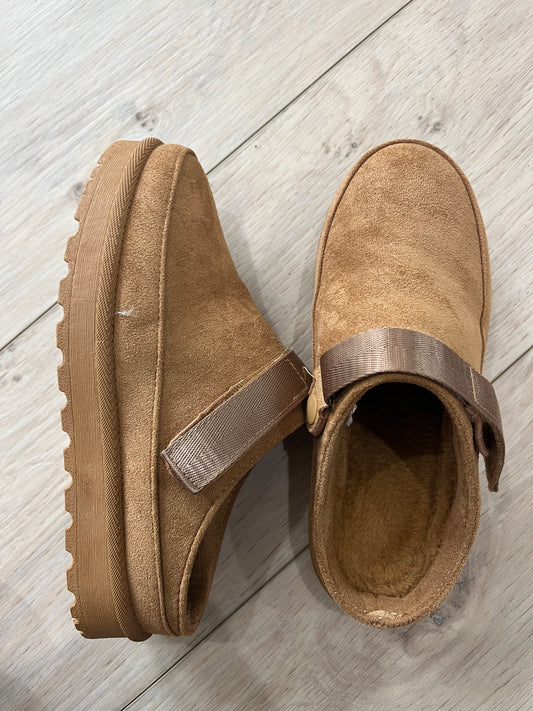 Faux Suede Strappy Clogs