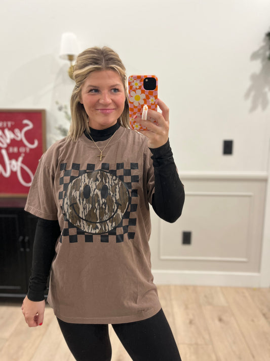 Comfort Colors Camo Smiles Tee