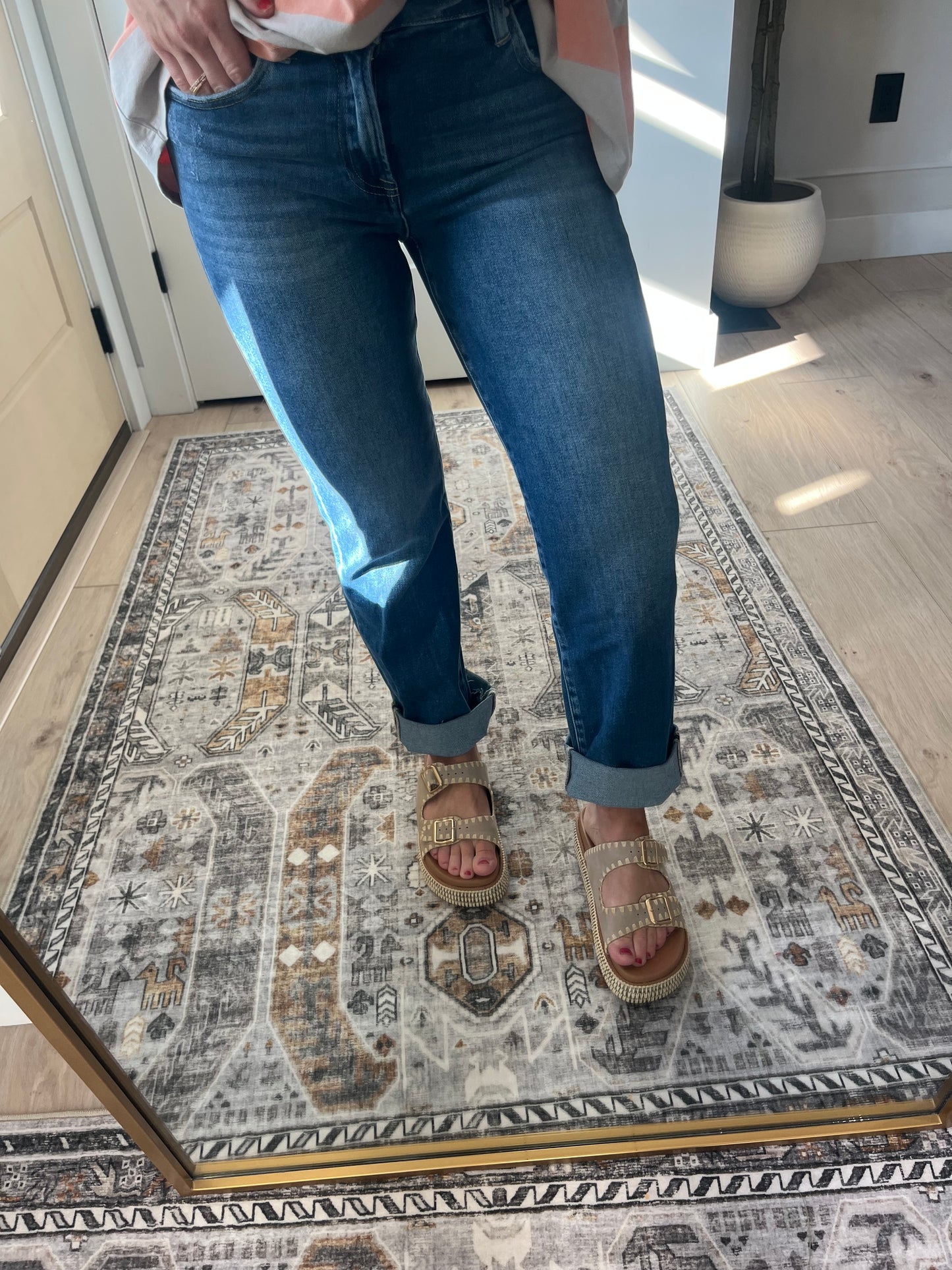 Risen Cuffed Ankle Jeans