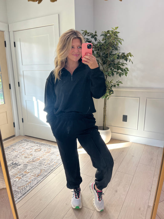 Easy Mode Joggers - Black