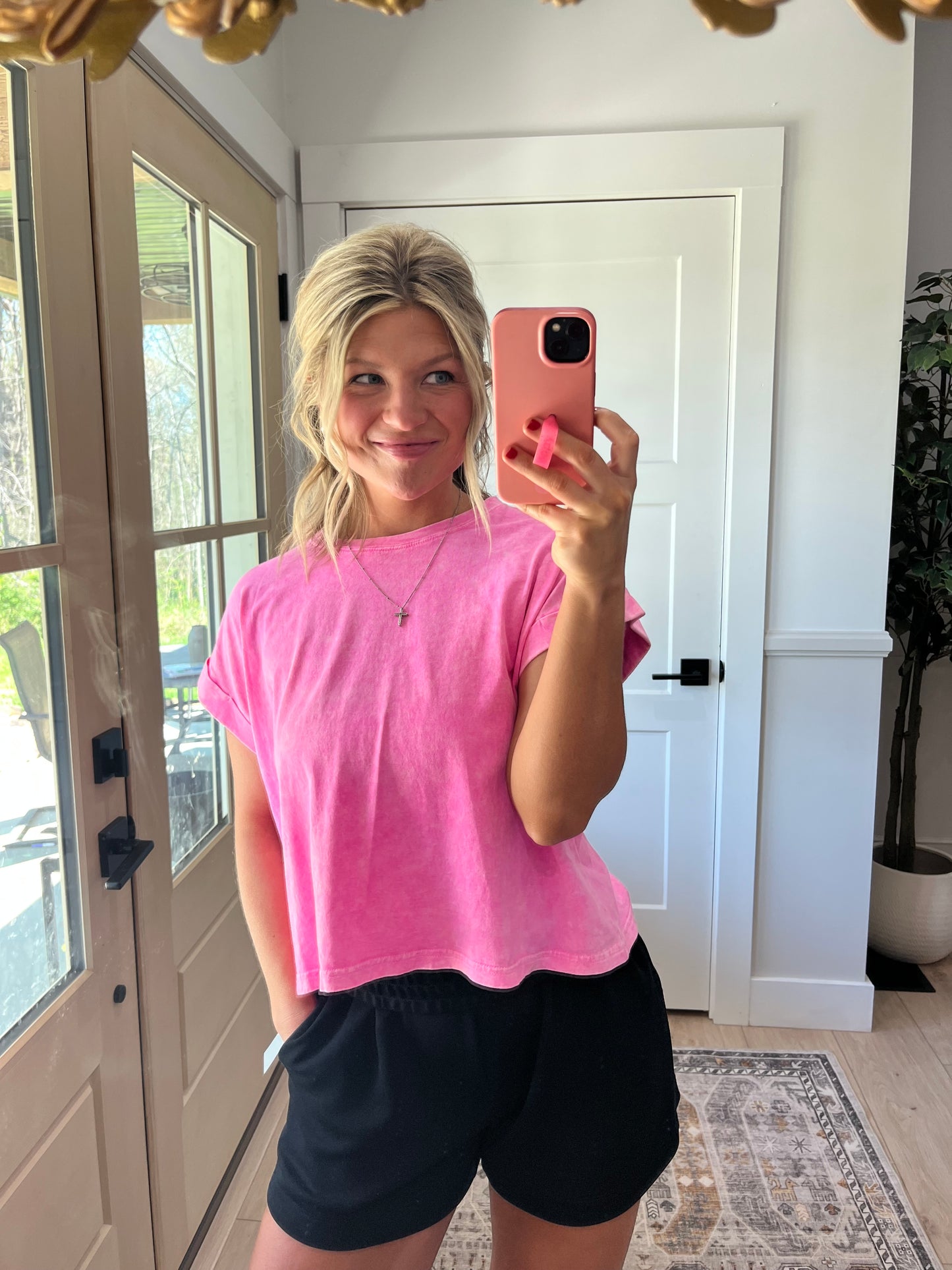 Halo Tee - Neon Pink