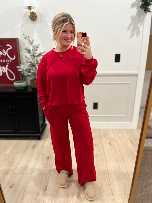 Cozy Crimson Set
